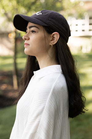 CLASSIC Dark Roast Wavy Hat Wig