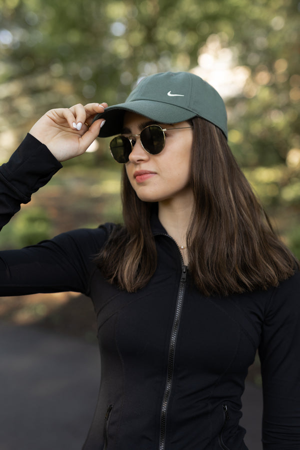 MIDI Mocha Hat Wig