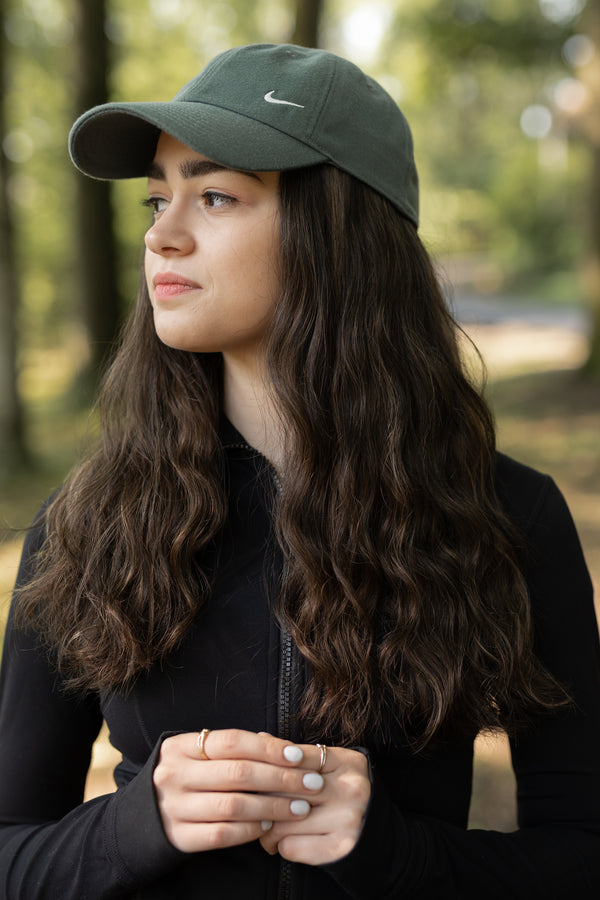 CLASSIC Mocha Wavy Hat Wig