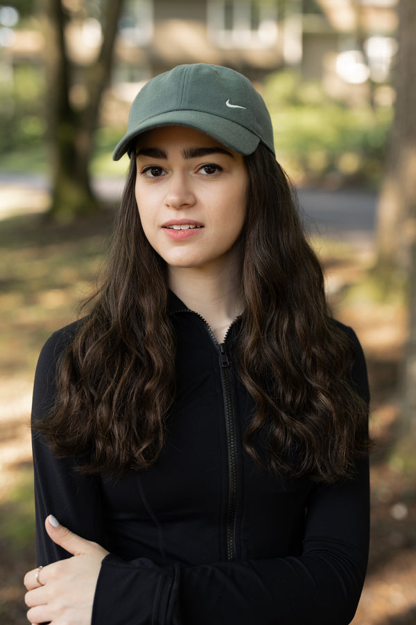 CLASSIC Mocha Wavy Hat Wig