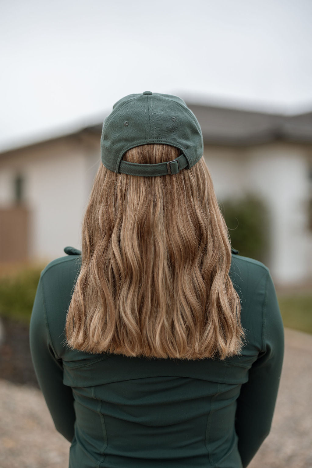 18'' Sunkissed 2.0 Natural Wave Hat Wig