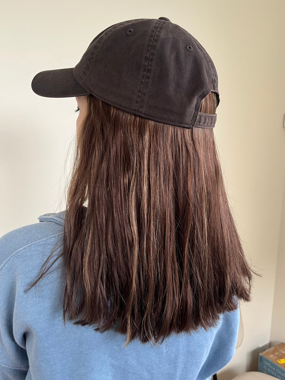 Midi Medium Brown with Highlights Sample