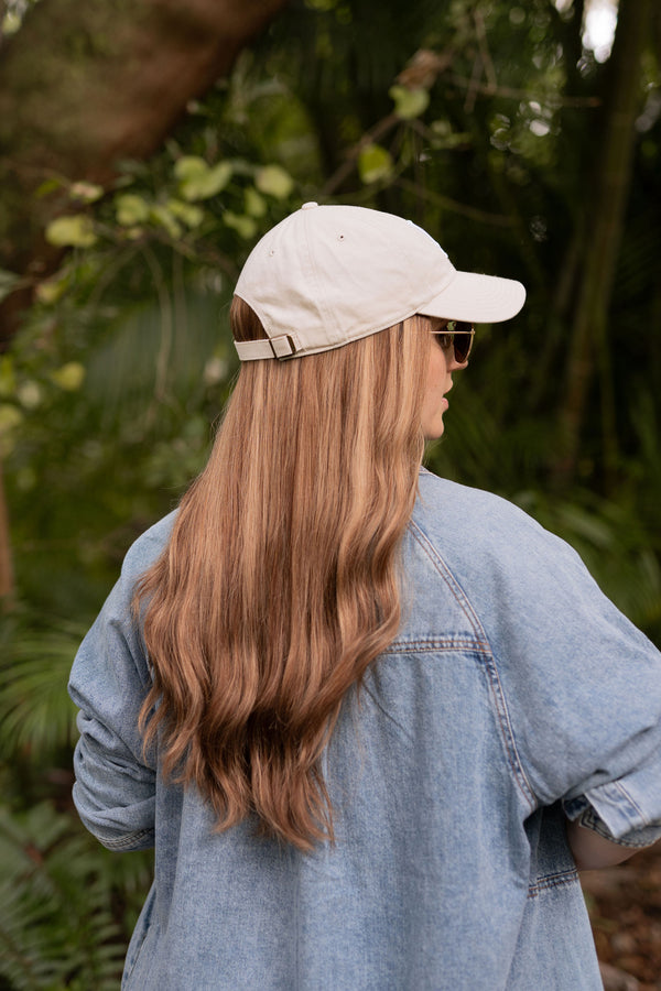 SUPER Bronde Light Wave Hat Wig