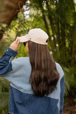 SUPER Mocha Light Wave Hat Wig