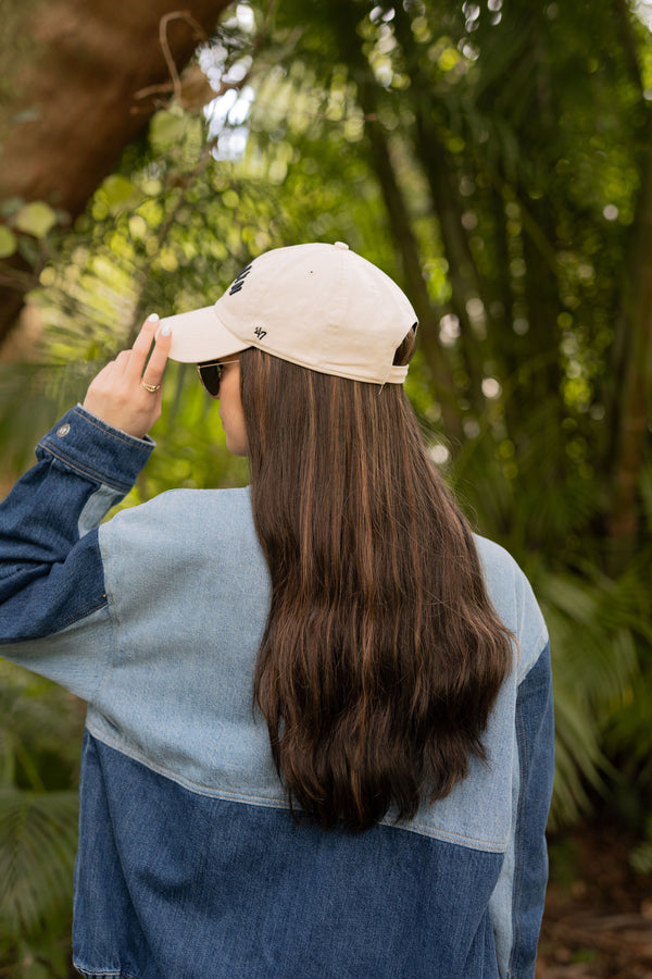 SUPER Mocha Light Wave Hat Wig